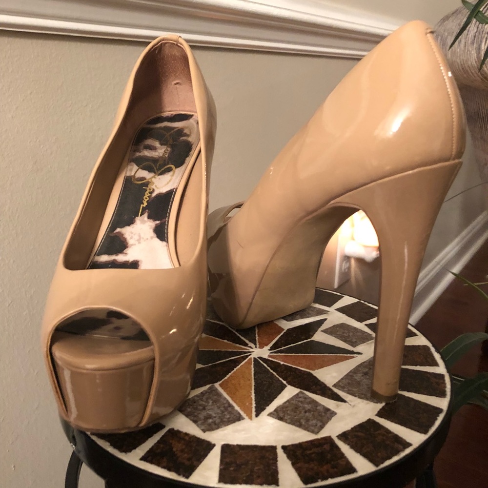 Jessica Simpson High Heel